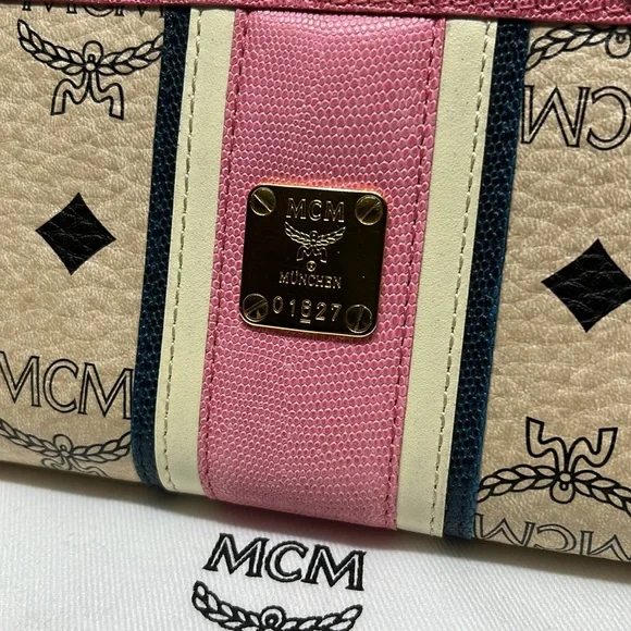 MCM PINK LONG ZIP WALLET. NWOT TAGS. FULL INCLUSION. - Picture 2 of 12